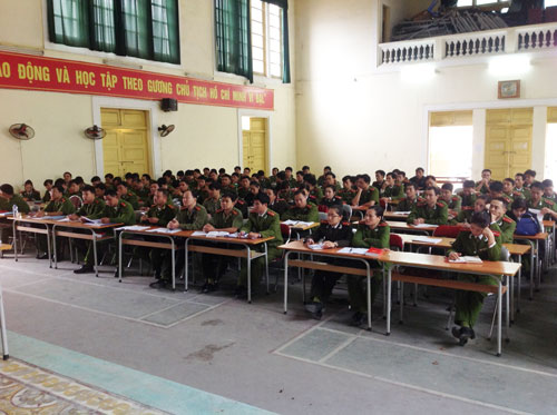 Bộ môn Pháp luật và Trung tâm HL&BDNV - Công an tỉnh Lào Cai phối hợp nâng cao chất lượng đào tạo cho lớp vừa làm, vừa học Lào Cai